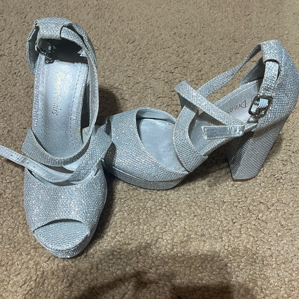 High Heals silver glitter
